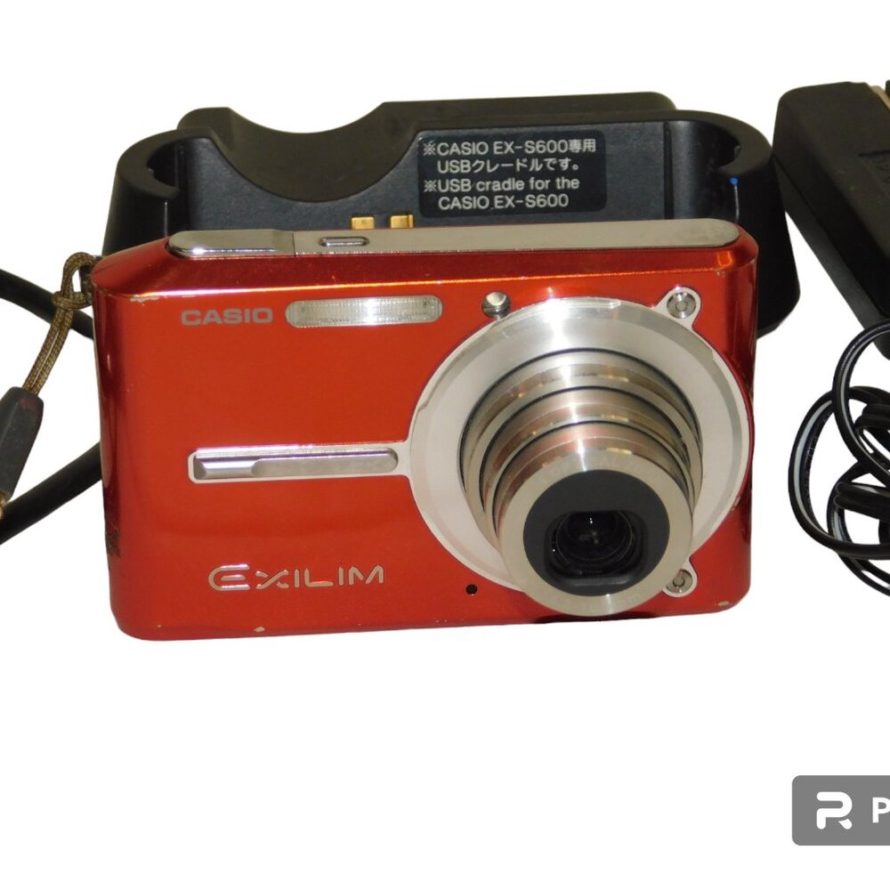 Casio Exilim EX-S600 6MP Digital Camera with 3x Optical Zoom
